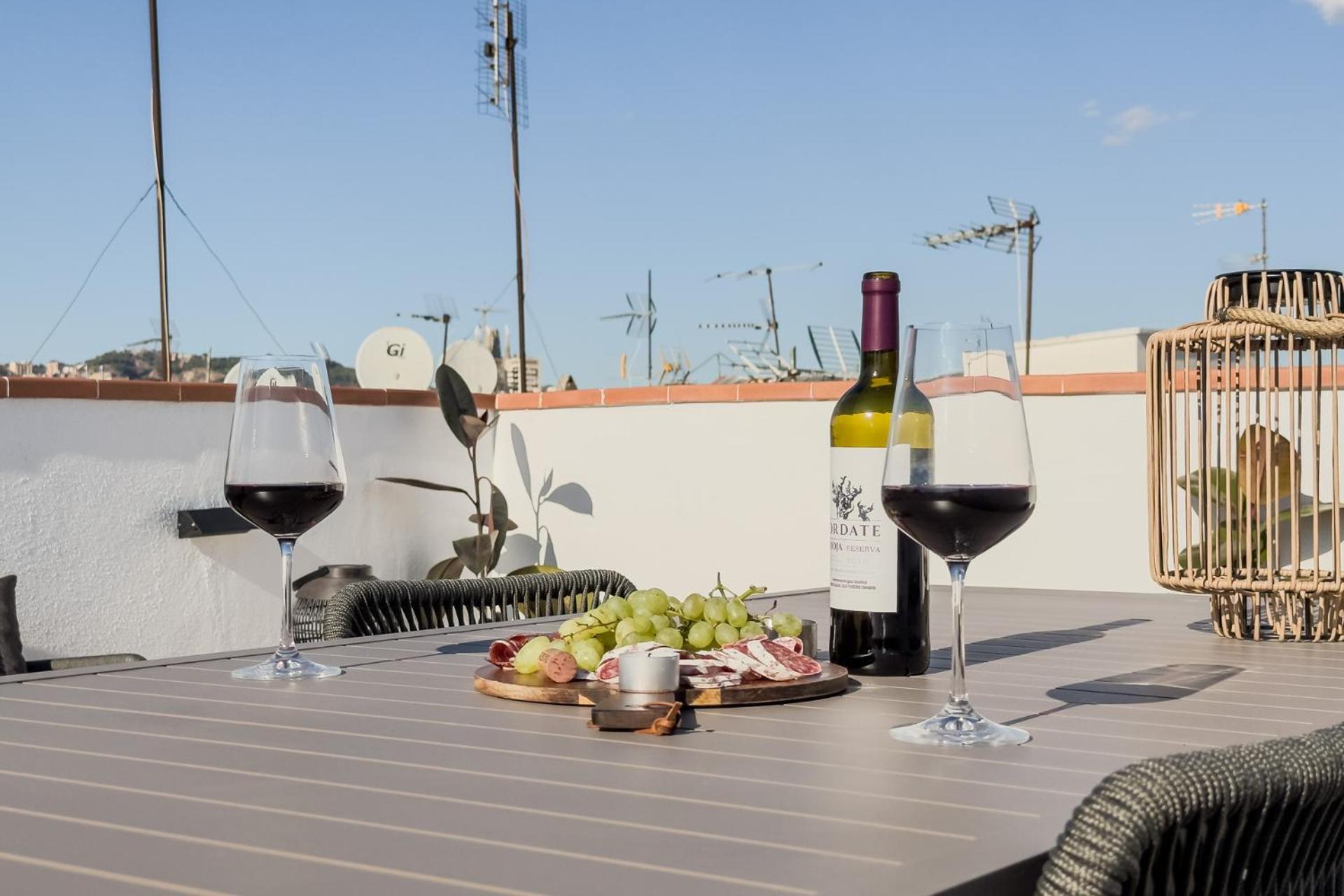 Oasis Suites Downtown Barcelona Exteriör bild